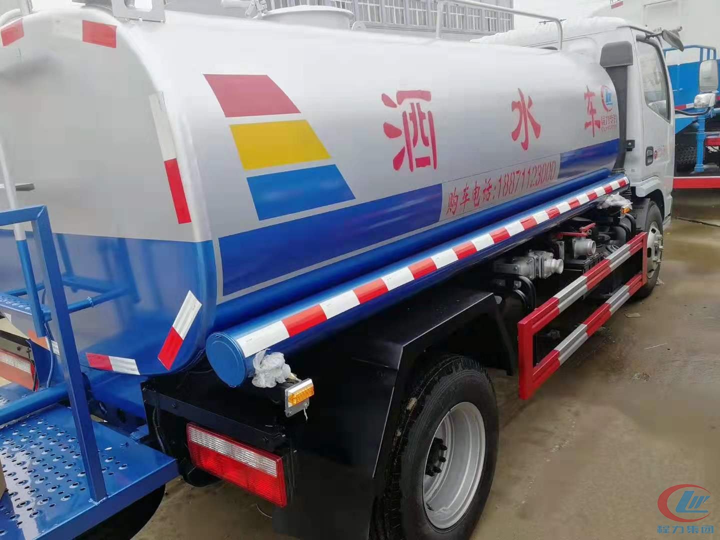 春风多利卡5方洒水车